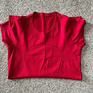 Lululemon Swiftly Tech Short Sleeve - Size 8